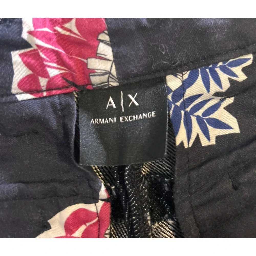 Armani Exchange AX Pleaded Button Fly‎ Fixed Cuff Women's Jeans Sz 31 Authentic